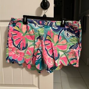 Lilly Pulitzer scalloped shorts